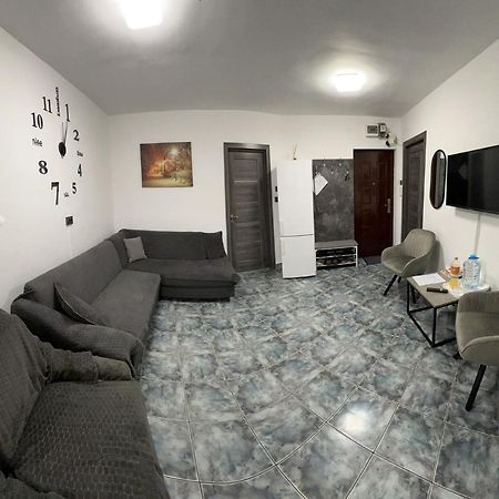 Ene Apart Oradea Free Parking ภายนอก รูปภาพ